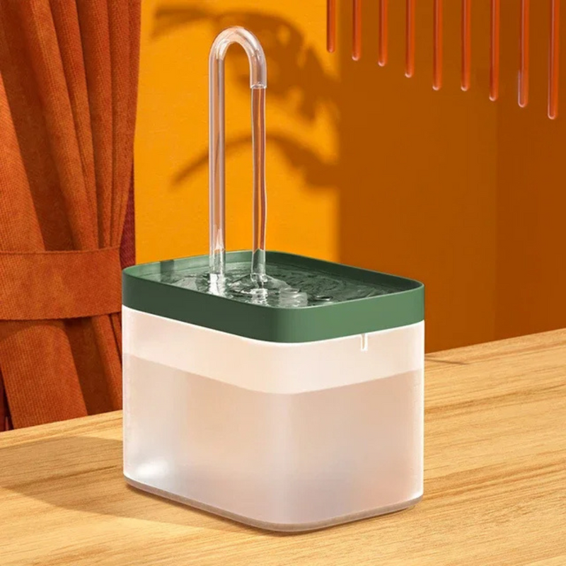 Fonte Bebedouro para Gatos com Filtragem Automática