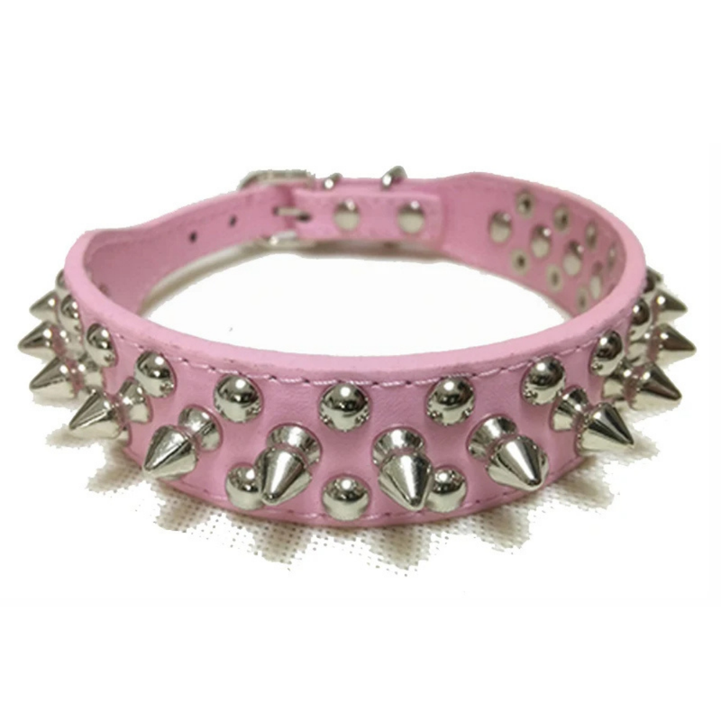 Coleira de Couro Spikes Cravejada para Cães