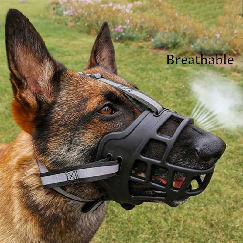 Focinheira Silicone Resistente Preta Ajustável para Cães de Grande Porte